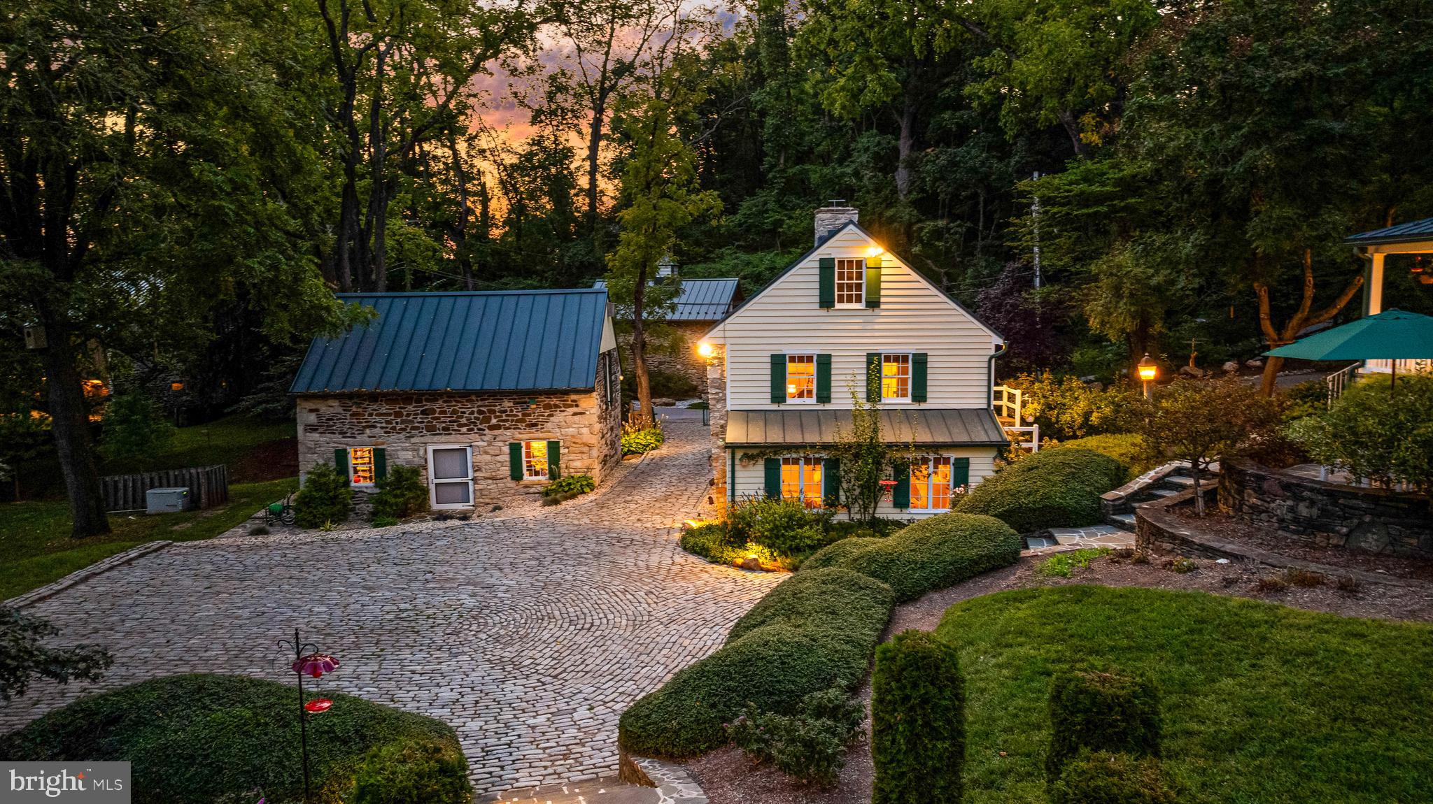 14921 Tanyard Road Sparks Glencoe, MD 21152 - Photo 71 of 150 a front view of a house with garden