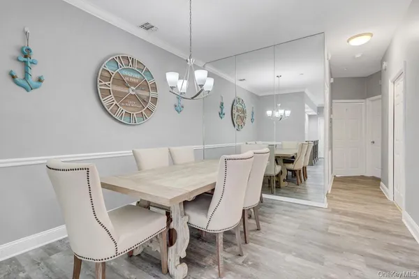 $639,999 | 103 Narragansett Villas Drive, Lindenhurst, NY 11757