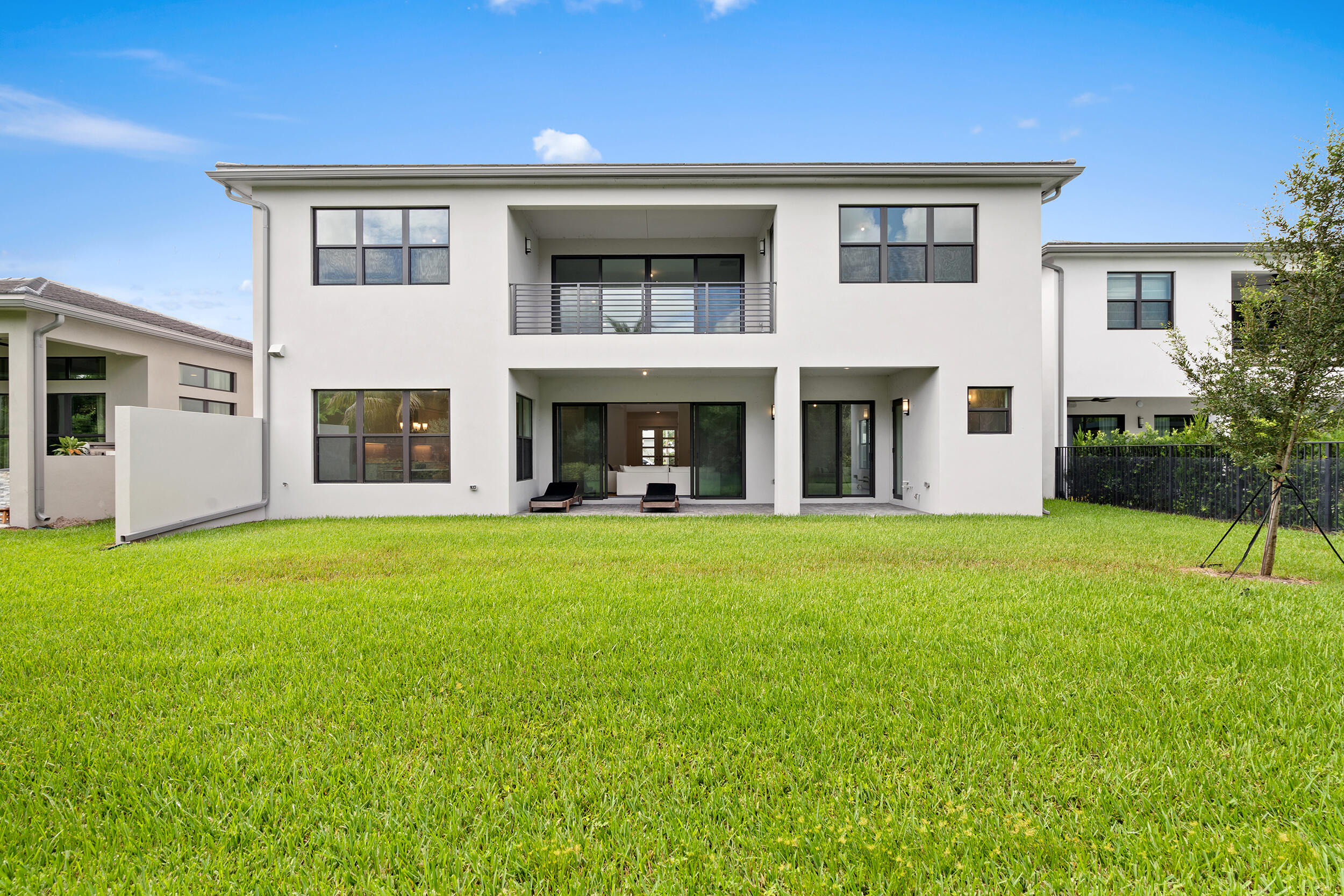 8539 Ganton Drive Boca Raton, FL 33434 - Photo 41 of 49 Rear Elevation