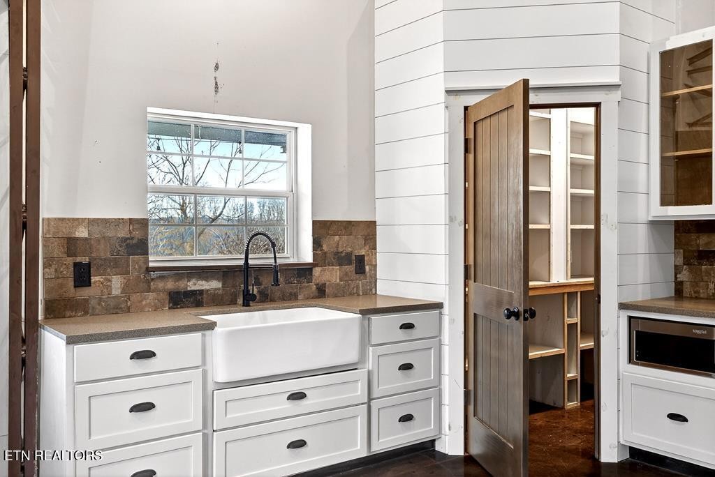 1425 Moodyville Loop Pall Mall, TN 38577 - Photo 17 of 60