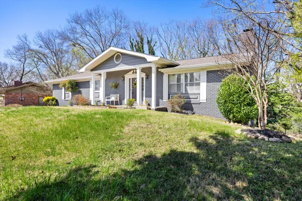 $380,000 | 483 King Crest Lane, Hixson, TN 37343