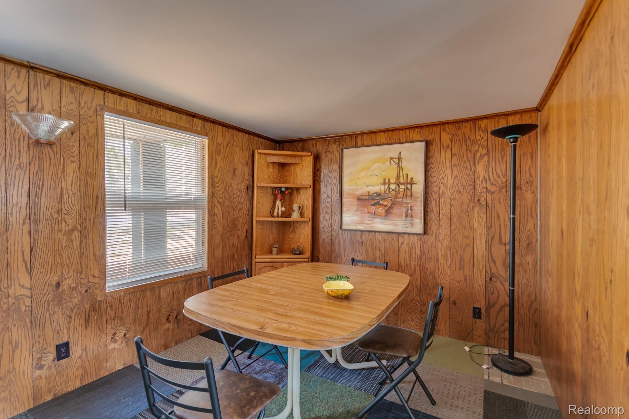 4576 Wildwood Road Alger, MI 48610 - Photo 5 of 28 DSC_9958enf.jpg