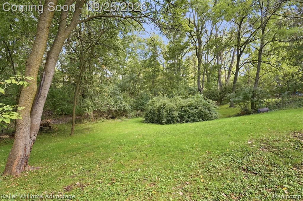 32100 West 9 Mile Road Farmington, MI 48336 - Photo 64 of 77 Gallery Image 64