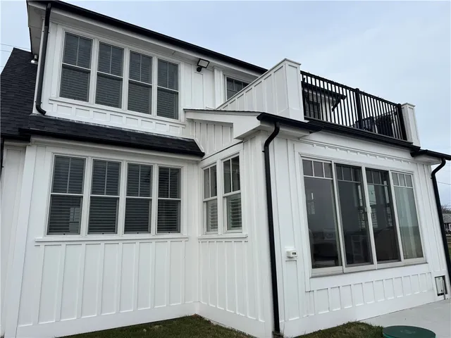 $1,600,000 | 395 Park Avenue, Portsmouth, RI 02871