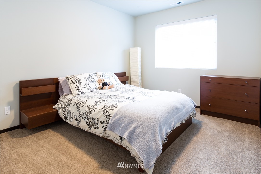 322 171st Street Southeast Bothell, WA 98012 - Photo 19 of 23