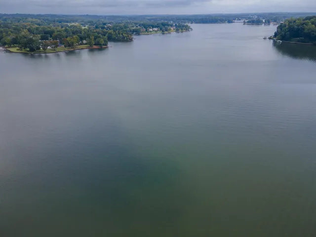 $480,000 | 406 Hillside Drive, Inman, SC 29349