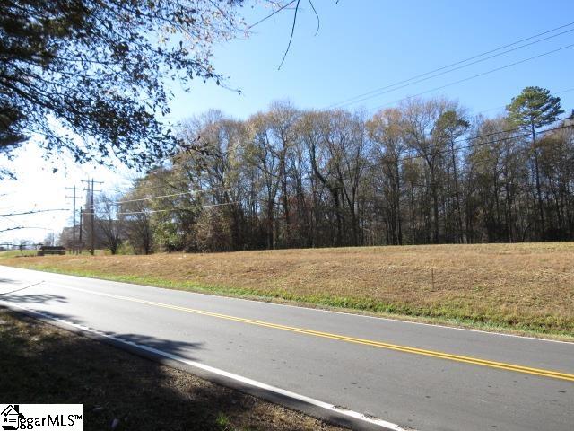 9841 Anderson Road Piedmont, SC 29673 - Photo 3 of 24 Gallery Image 3