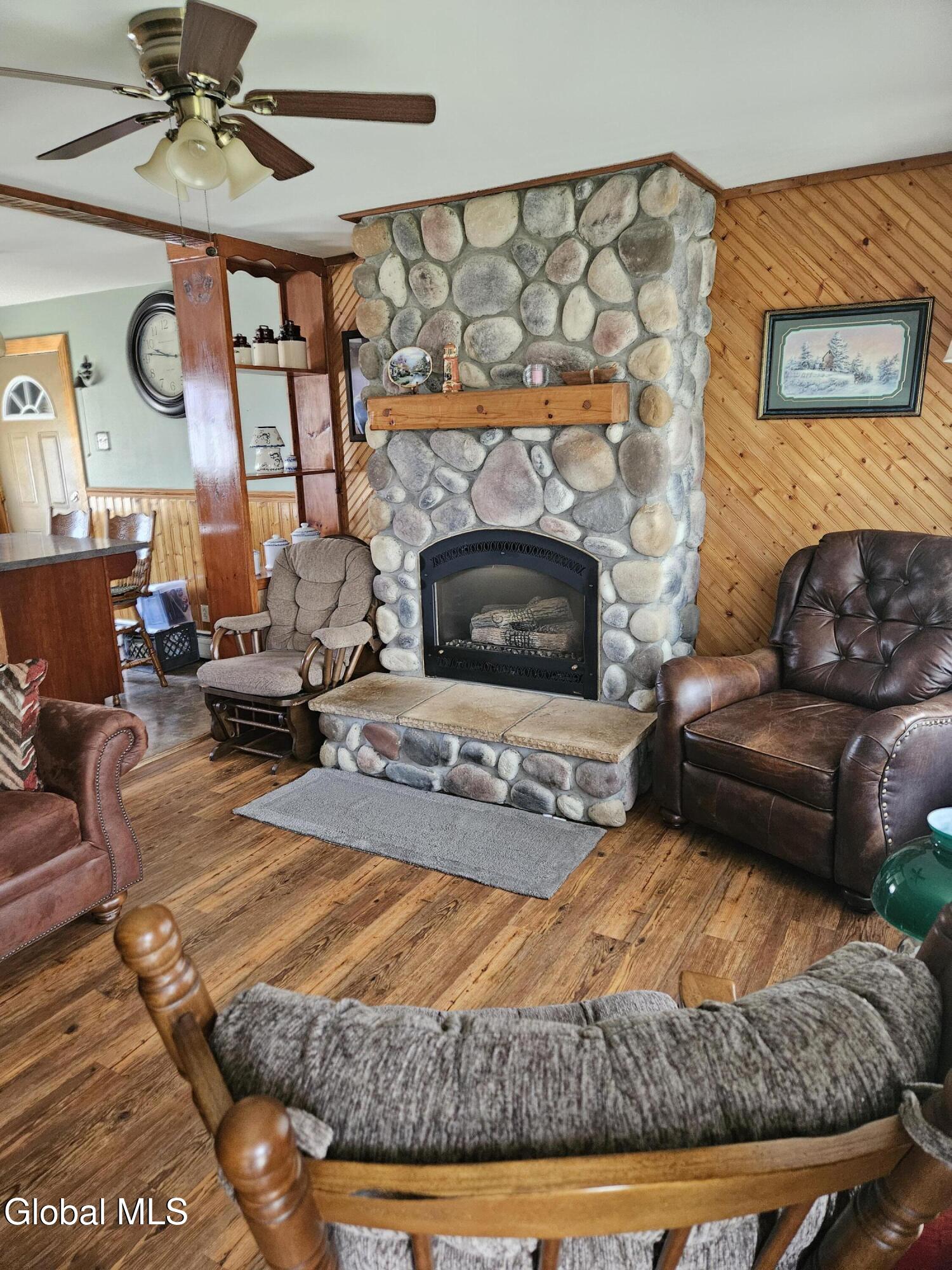 966 Fort Hunter Road Amsterdam, NY 12010 - Photo 8 of 14 20260429_104931