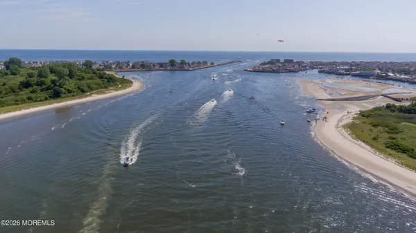 $3,999,999 | 22 Crescent Drive, Brielle, NJ 08730