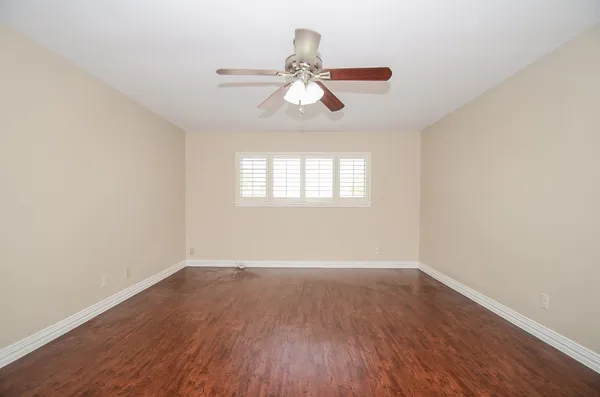 a front view of house with yard and seating space