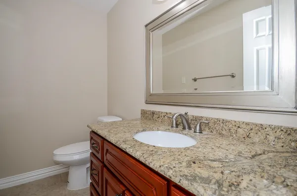 $2,550 | 13132 Trail Hollow Drive, Unit 3132, Houston, TX 77079