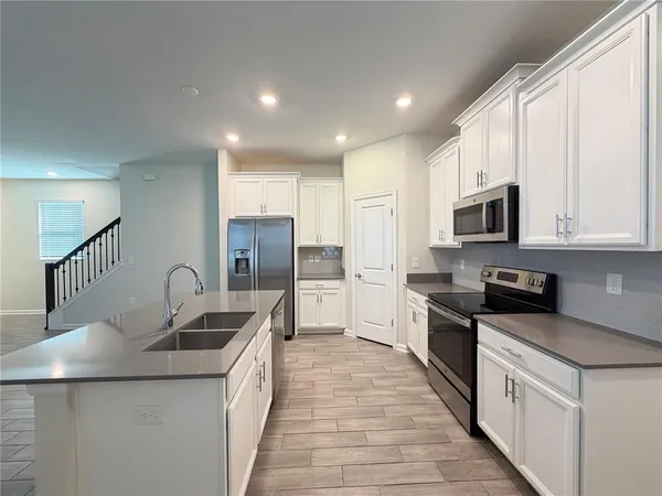 $2,995 | 17063 Quicksilver Avenue, Winter Garden, FL 34787