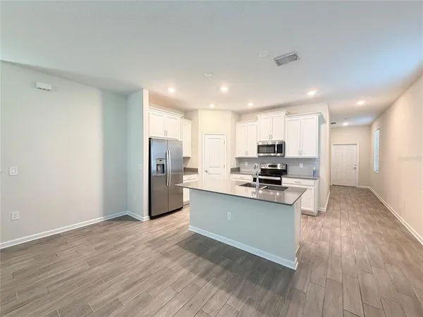 $2,995 | 17063 Quicksilver Avenue, Winter Garden, FL 34787