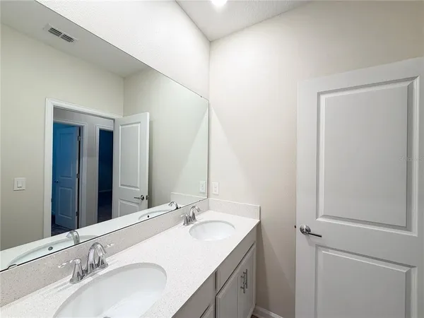 $2,995 | 17063 Quicksilver Avenue, Winter Garden, FL 34787