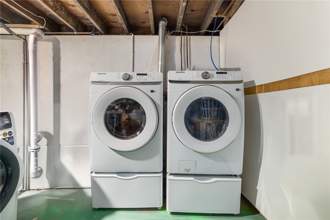 1059 East Shore Road Jamestown, RI 02835 - Photo 27 of 35 Electrolux front loader machines instead of Samsung will be provided.