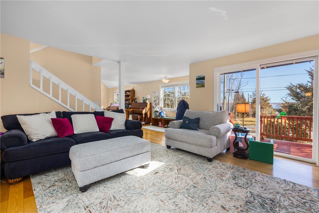 1059 East Shore Road Jamestown, RI 02835 - Photo 9 of 35