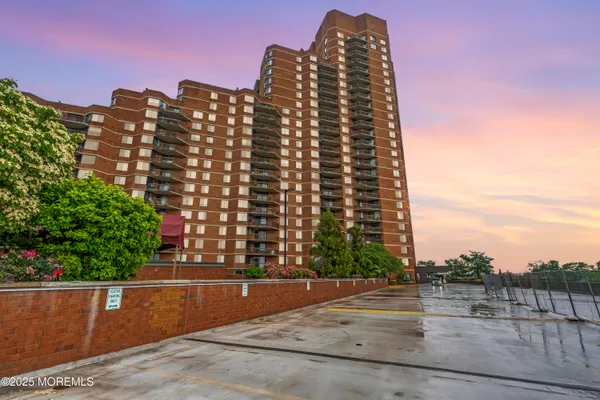 $415,000 | 2508 Harmon Cove Tower, Secaucus, NJ 07094