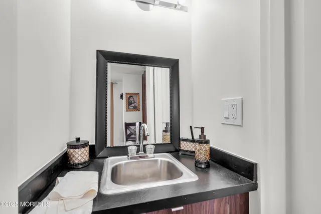 $415,000 | 2508 Harmon Cove Tower, Secaucus, NJ 07094