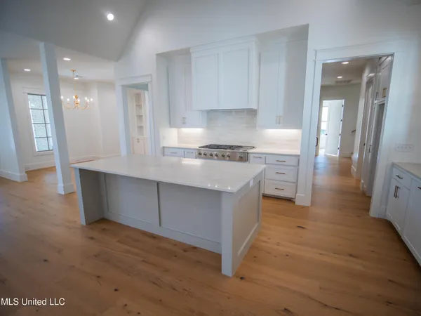 $899,999 | 103 Silverleaf Drive, Madison, MS 39110
