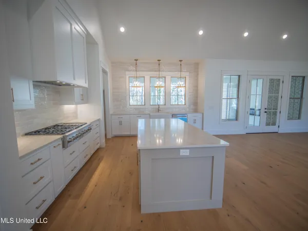 $899,999 | 103 Silverleaf Drive, Madison, MS 39110