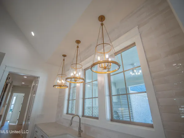 $899,999 | 103 Silverleaf Drive, Madison, MS 39110