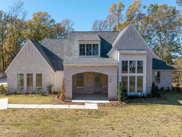$899,999 | 103 Silverleaf Drive, Madison, MS 39110