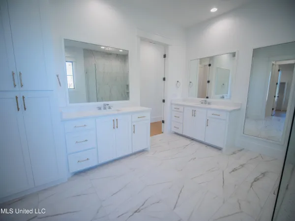 $899,999 | 103 Silverleaf Drive, Madison, MS 39110