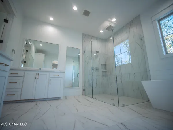 $899,999 | 103 Silverleaf Drive, Madison, MS 39110