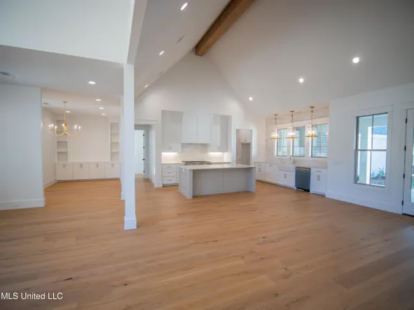 $899,999 | 103 Silverleaf Drive, Madison, MS 39110