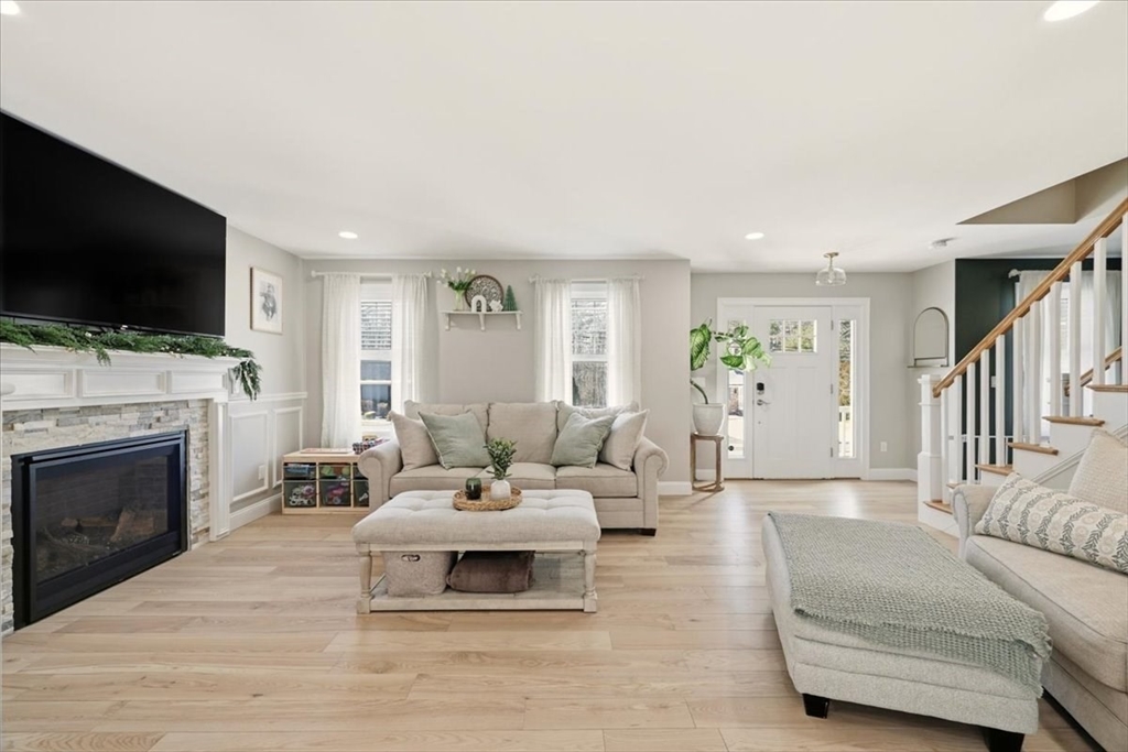 620 Burt Street Taunton, MA 02780 - Photo 11 of 34