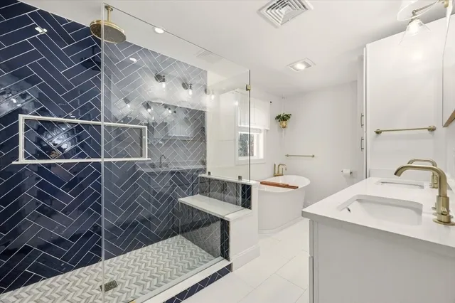 $749,900 | 620 Burt Street, Taunton, MA 02780