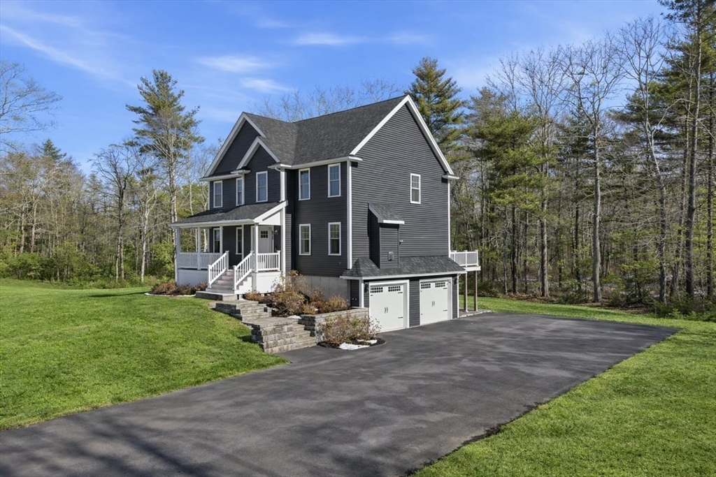 620 Burt Street Taunton, MA 02780 - Photo 3 of 34