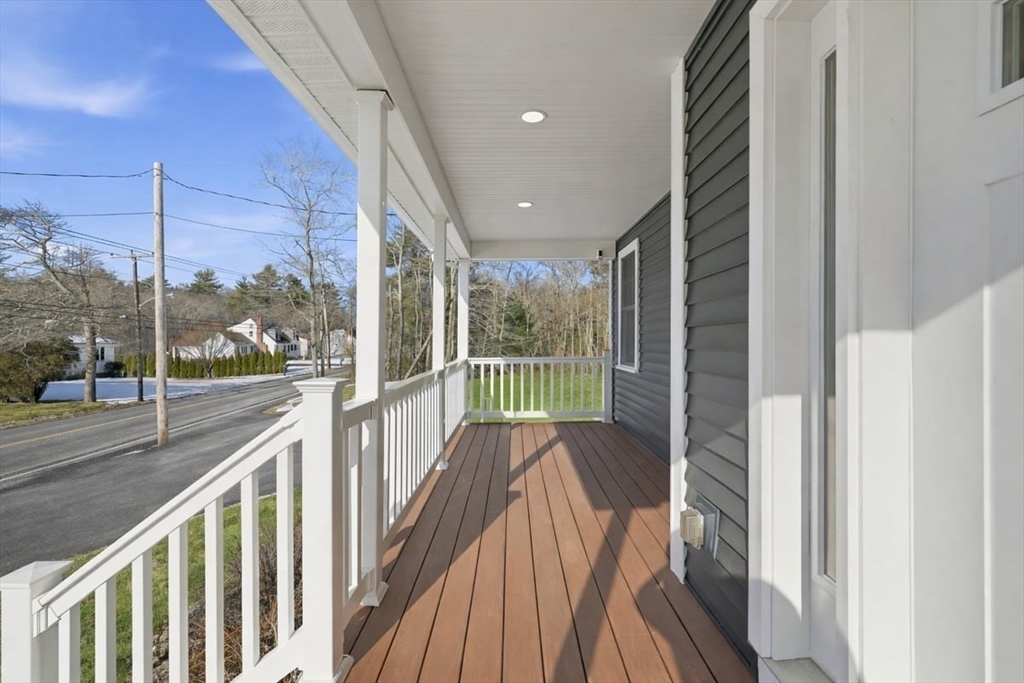 620 Burt Street Taunton, MA 02780 - Photo 7 of 34