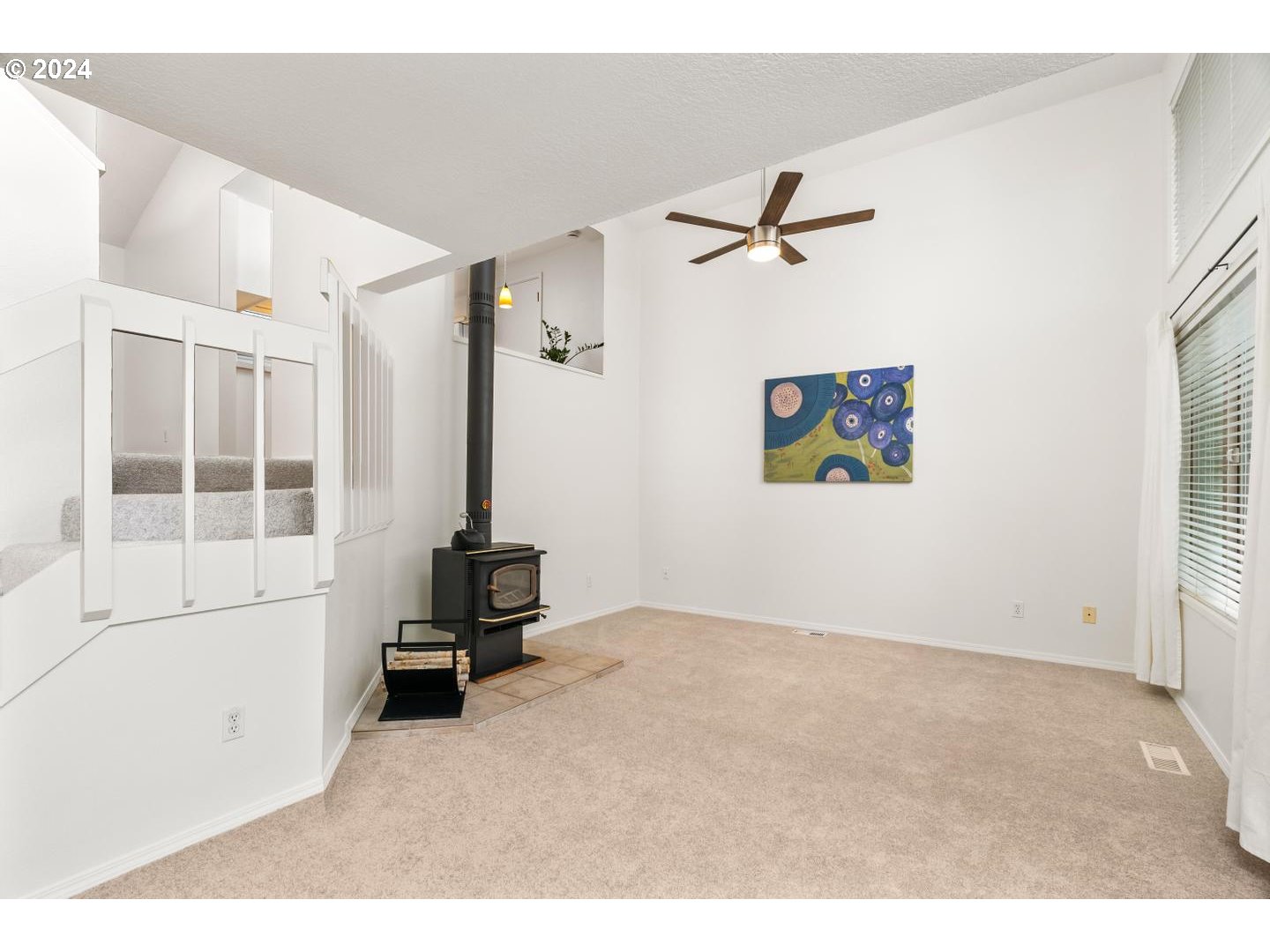 6223 Meridian Circle West Linn, OR 97068 - Photo 8 of 45 an empty room with windows