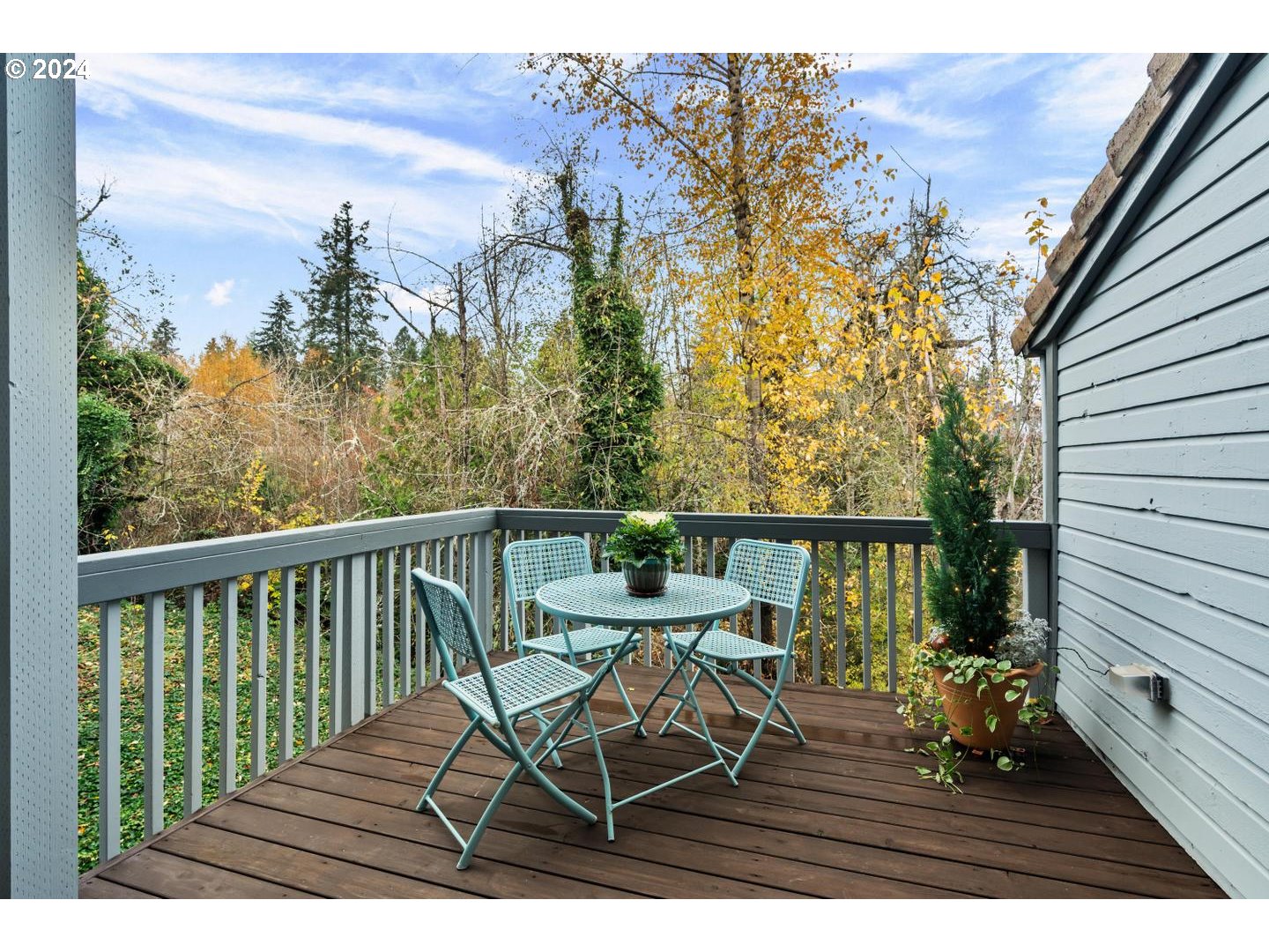 6223 Meridian Circle West Linn, OR 97068 - Photo 10 of 45 a view of a balcony with chairs