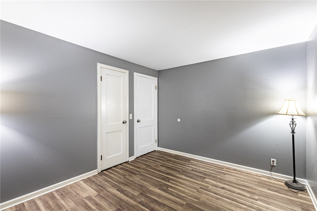 1043 Britton Road Greece, NY 14616 - Photo 14 of 31