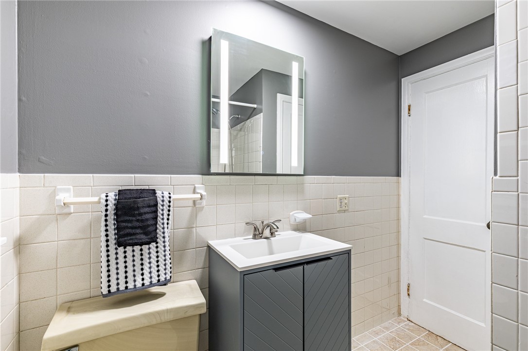 1043 Britton Road Greece, NY 14616 - Photo 17 of 31