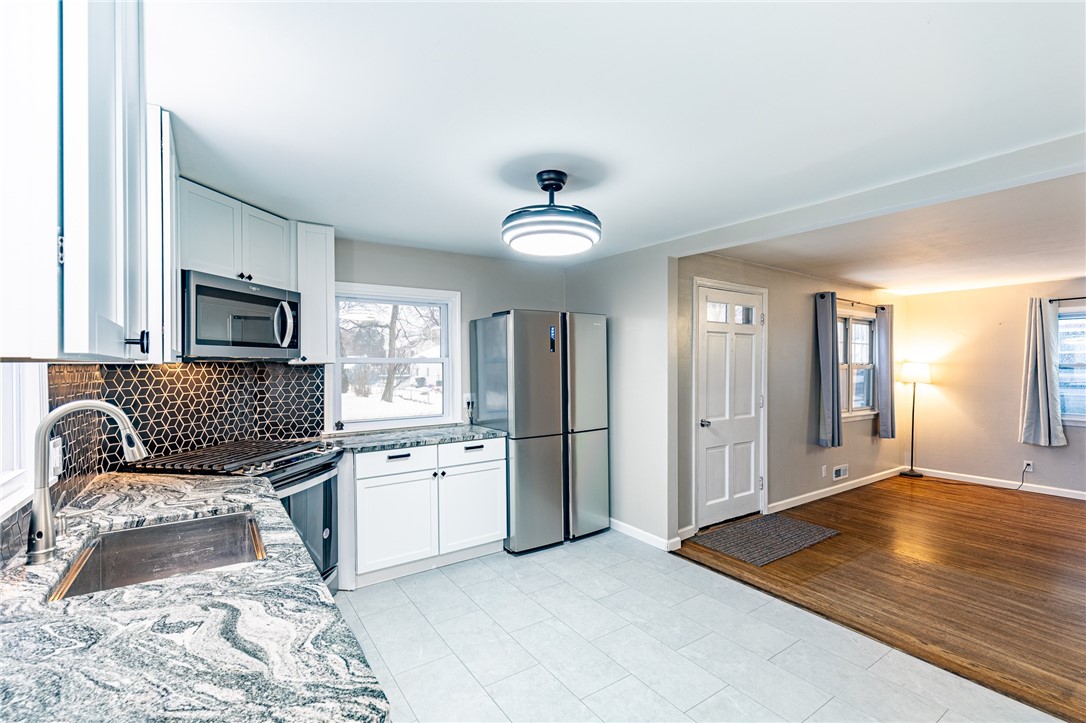 1043 Britton Road Greece, NY 14616 - Photo 9 of 31