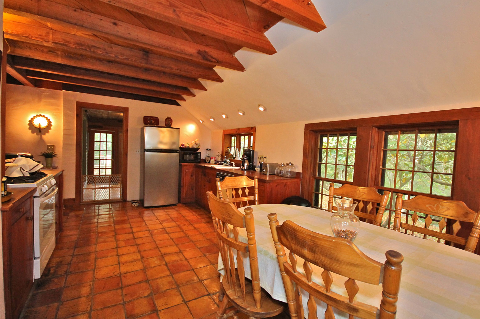 16 Stonebridge Road West Tisbury, MA 02568 - Photo 14 of 21 Gallery Image 14