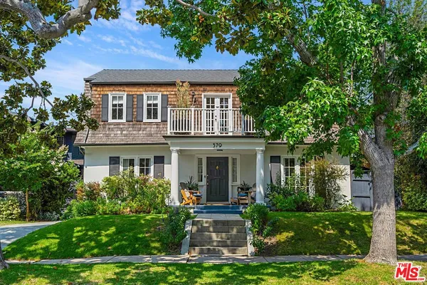 $10,400 | 379 North Ridgewood Place, Los Angeles, CA 90004