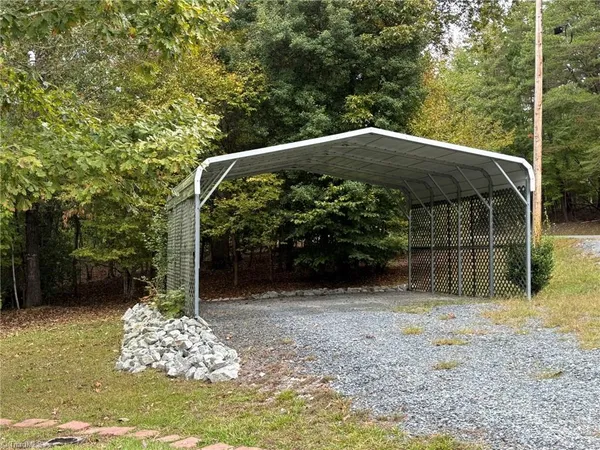$175,000 | 321 Salisbury Drive, Troy, NC 27371