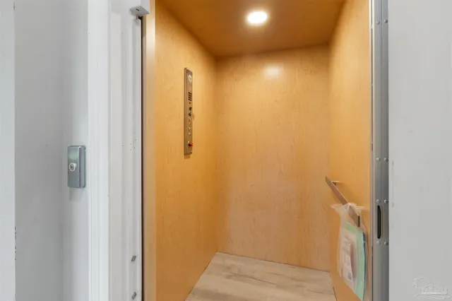 $790,000 | 2041 Grayson Drive, Navarre, FL 32566