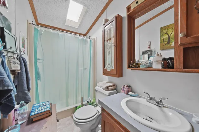 $199,000 | 224 Ambler Drive, Brooklyn, MI 49230