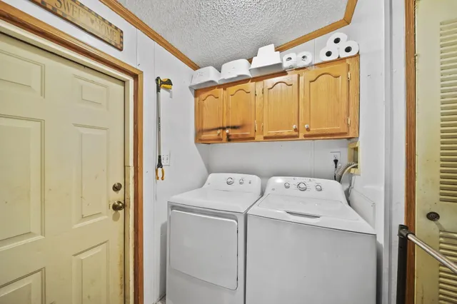 $199,000 | 224 Ambler Drive, Brooklyn, MI 49230