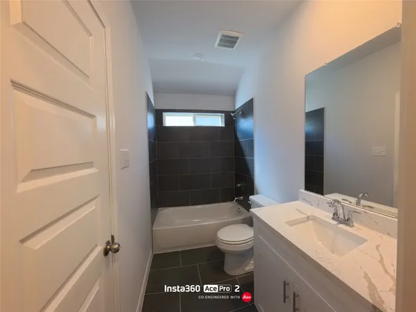 $2,200 | 14163 Mellow Pne Court, Houston, TX 77032