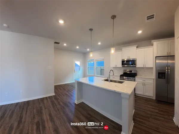 $2,200 | 14163 Mellow Pne Court, Houston, TX 77032