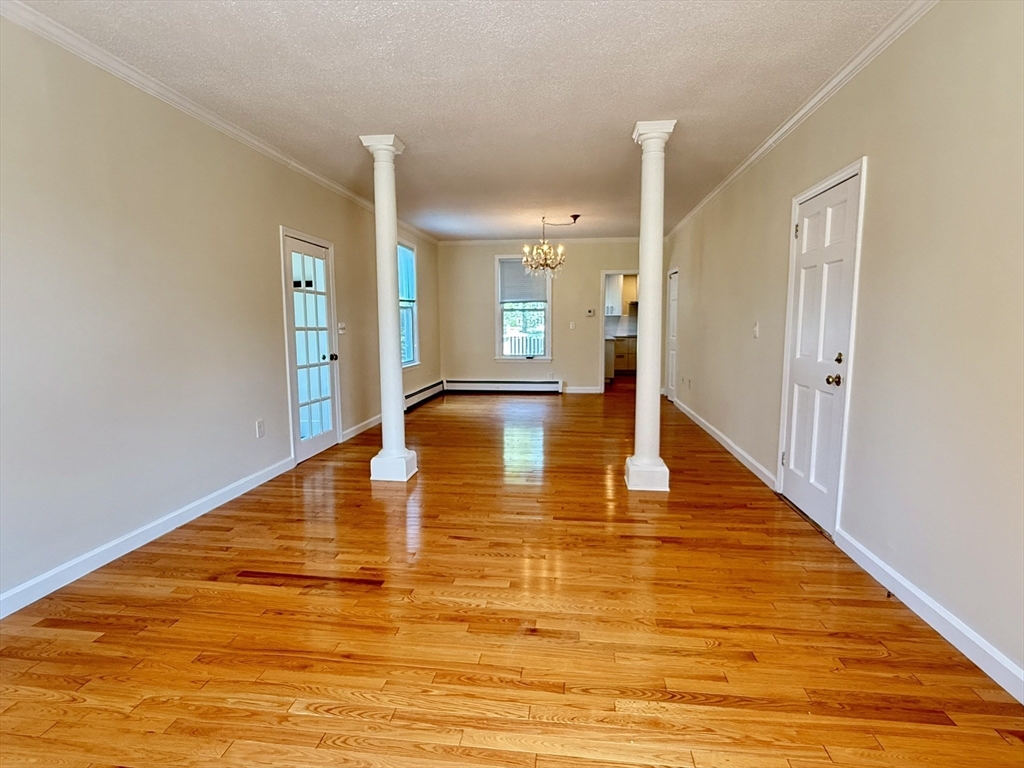40 Chestnut Street, Unit 1 Andover, MA 01810 - Photo 5 of 20