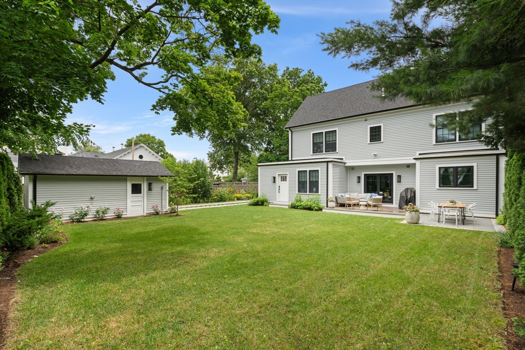 8 Bates Court Dedham, MA 02026 - Photo 37 of 41