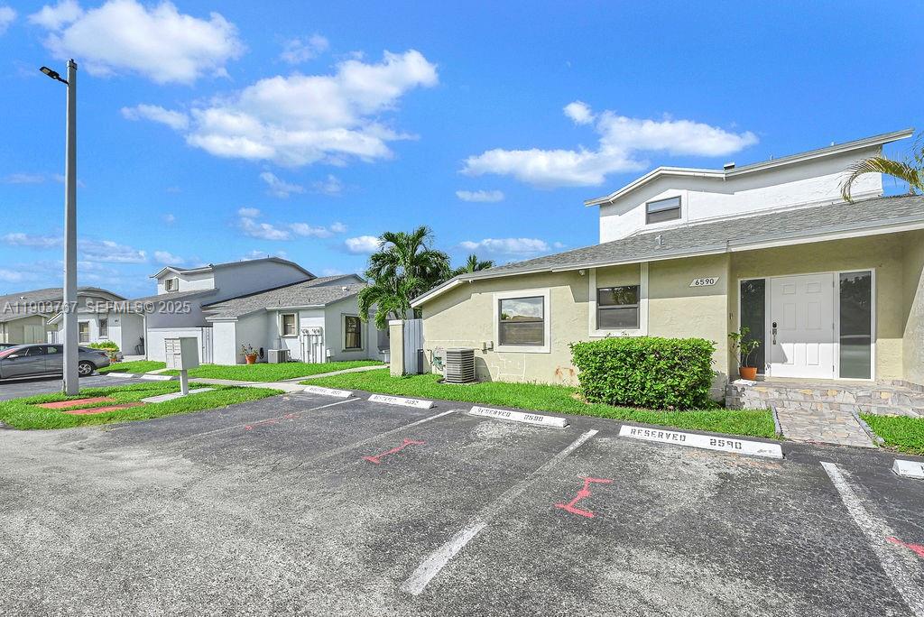6590 Southwest 152nd Place, Unit 2590 Miami, FL 33193 - Photo 24 of 100