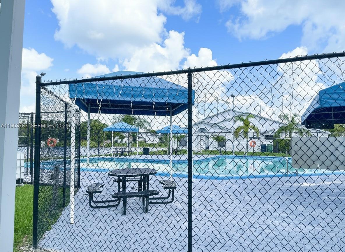 6590 Southwest 152nd Place, Unit 2590 Miami, FL 33193 - Photo 97 of 100